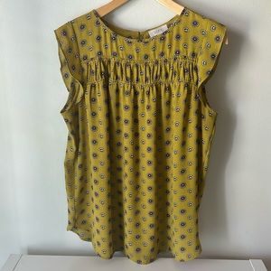 Loft outlet medallion smocked neck top flutter sleeve gold size large